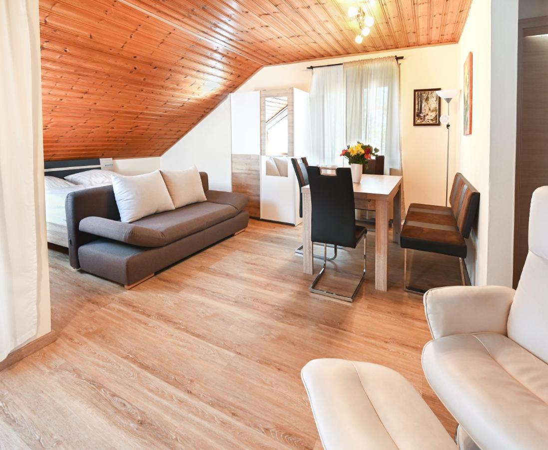 Pension Schoepke Бад-Штаффельштайн Екстер'єр фото