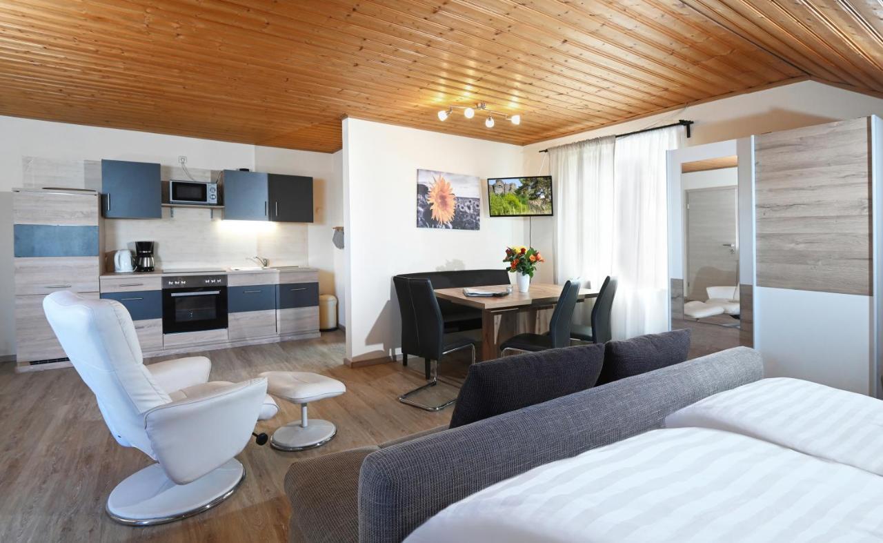 Pension Schoepke Бад-Штаффельштайн Екстер'єр фото