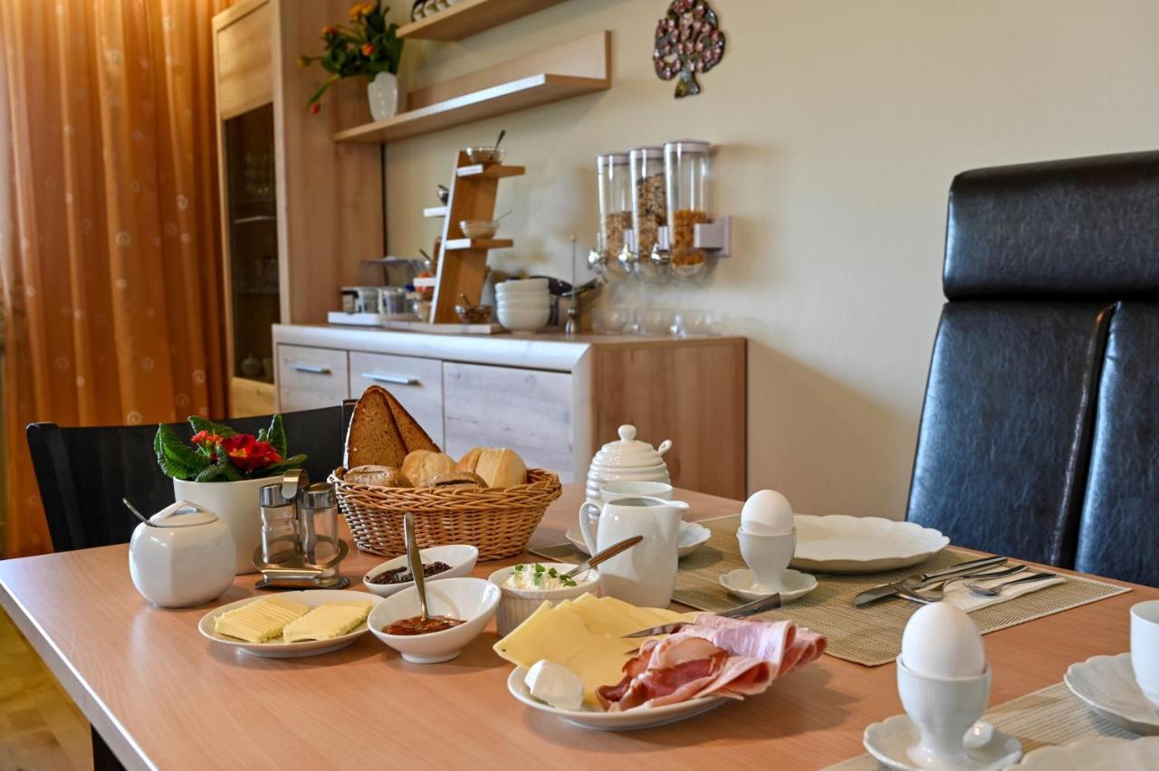 Pension Schoepke Бад-Штаффельштайн Екстер'єр фото